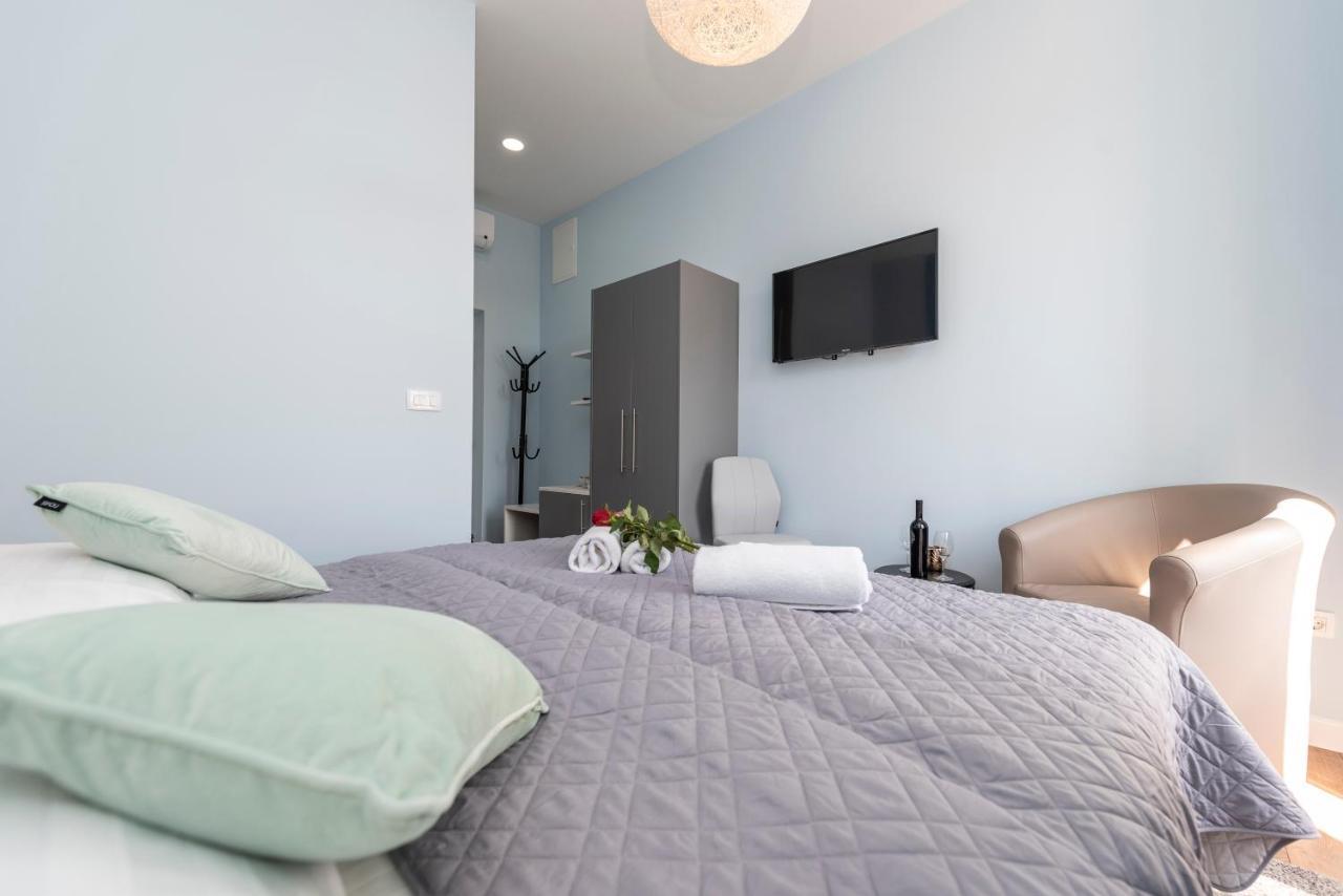 B&A Rooms Zadar Buitenkant foto