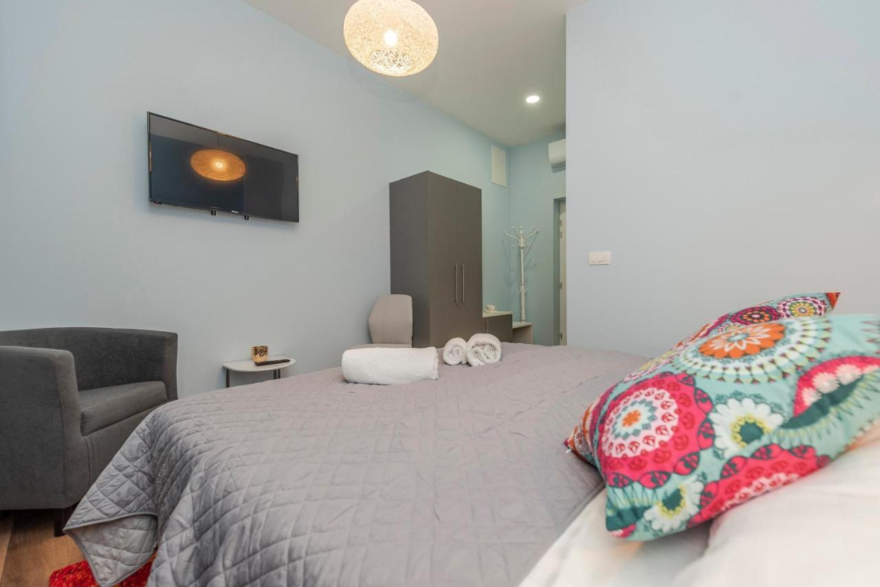 B&A Rooms Zadar Buitenkant foto